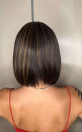 WIG VICKY - PRETO COM MECHAS F2/27 SLEEK (PREMIUM)