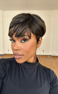 WIG ESTER - CASTANHO ESCURO COM MECHAS SLEEK (PREMIUM)