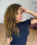 WIG LYLA COLÔMBIA - OMBRE LOIRO T2/27 (BIO FIBRA)