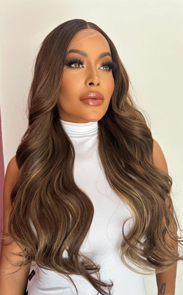 LACE FRONT GEMA - CASTANHO COM MECHAS 12H24 (FUTURA)