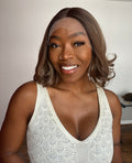 LACE FRONT CADY - CASTANHO MÉDIO COM MECHAS R8/12H24 (ORGÂNICA)