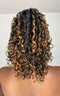 RABO DE CAVALO BEATA - PRETO COM MECHAS 27/30 (PREMIUM)