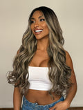 LACE FRONT NELI - PRETO COM MECHAS 23D SLEEK (PREMIUM)