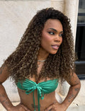WIG DANÇA - CASTANHO COM MECHAS 12H24 (BIO FIBRA)