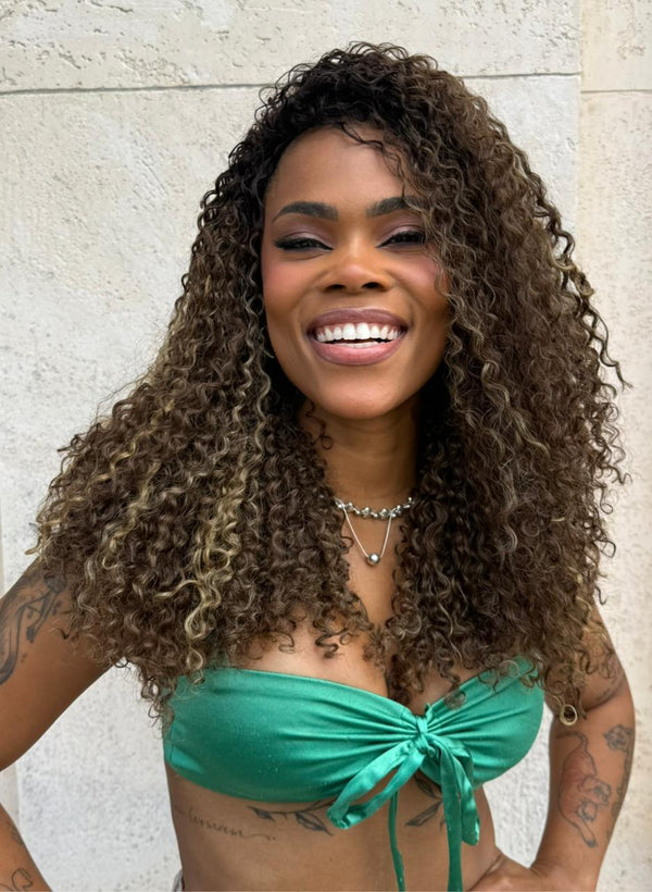 WIG DANÇA - CASTANHO COM MECHAS 12H24 (BIO FIBRA)