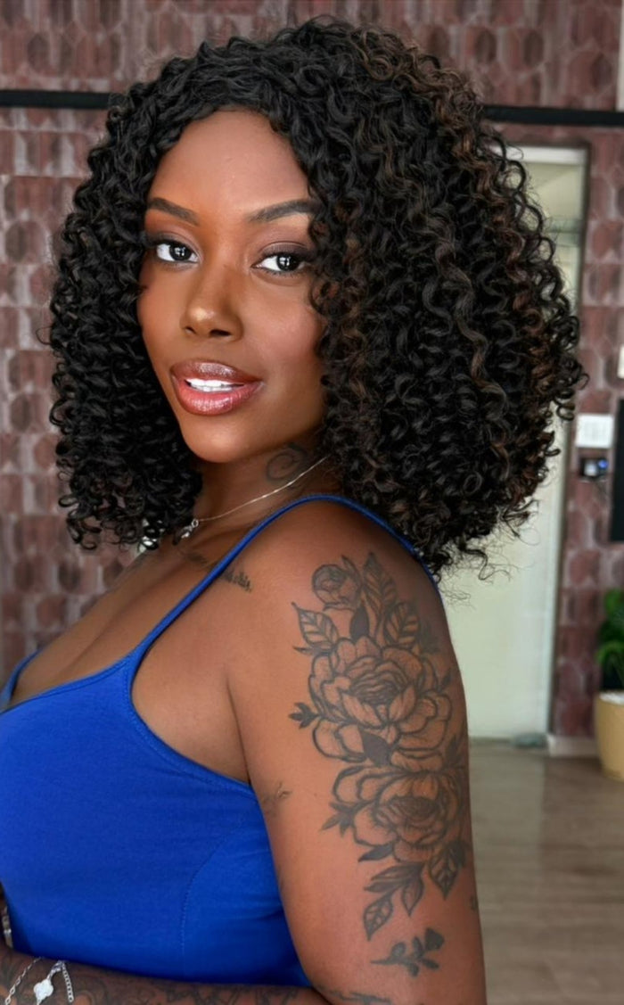 WIG SAMBRA - PRETO COM MECHAS RHL2/30  (PREMIUM)