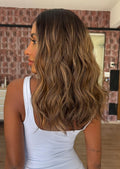 LACE FRONT NELLY - CASTANHO COM MECHAS 8A/27YA SLEEK (PREMIUM)