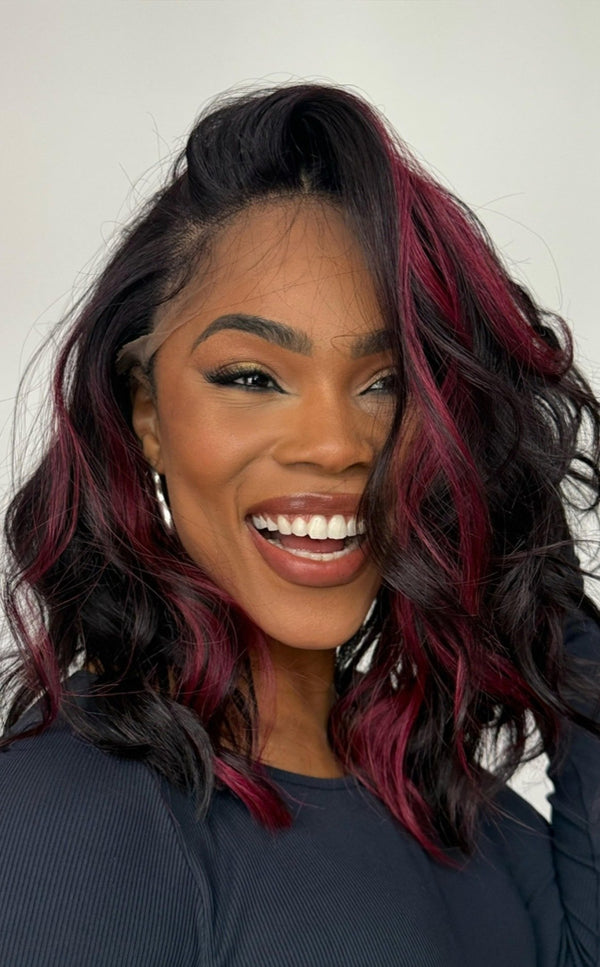 LACE FRONT LILAH - PRETO COM MECHAS FRONTAL MARSALA 99J (PREMIUM)