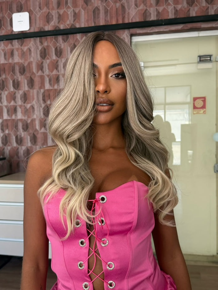 WIG KARINA - LOIRO ACINZENTADO COM PONTAS CLARAS - LC453 (FUTURA)